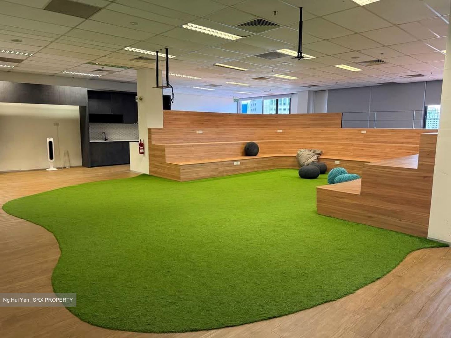 Dapenso Building (D1), Office #577742581